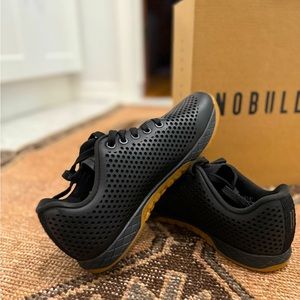 NOBULL Leather Trainer Low NWT